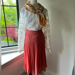 Sezane blush pink pleated dino skirt in US size 10 / French size 42